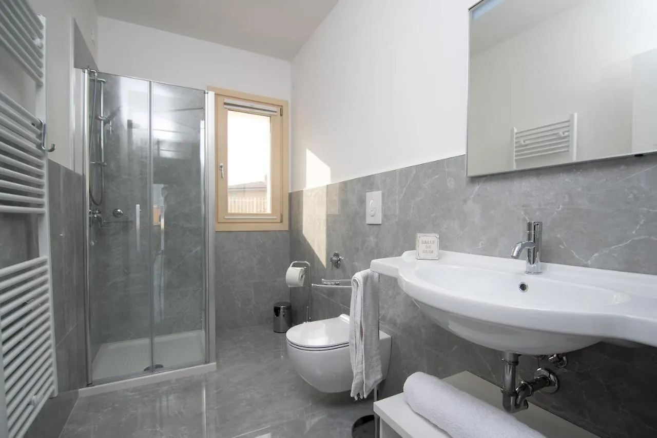 Ranalli Palace Hotel Peschiera del Garda 0*,  Italy
