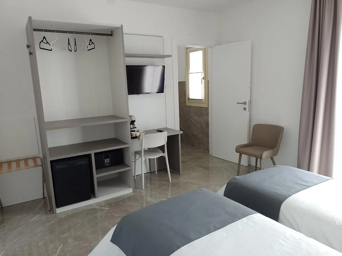 Ranalli Palace Hotel Peschiera del Garda 0*,