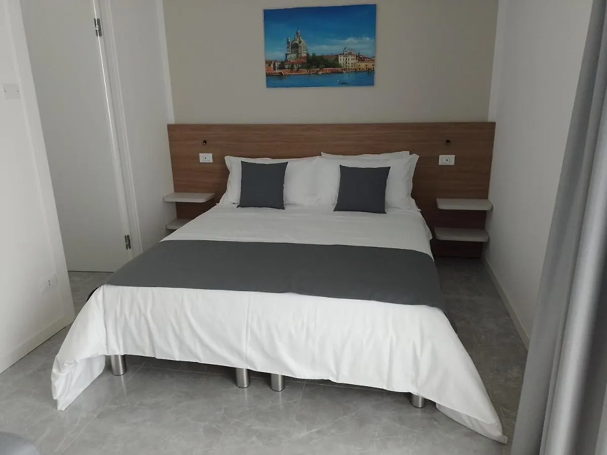 Ranalli Palace Hotel Peschiera del Garda