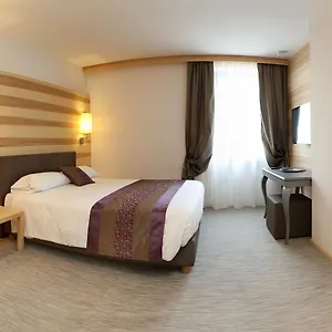 Garden Hotel