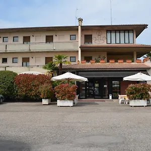 Pilotto Hotel